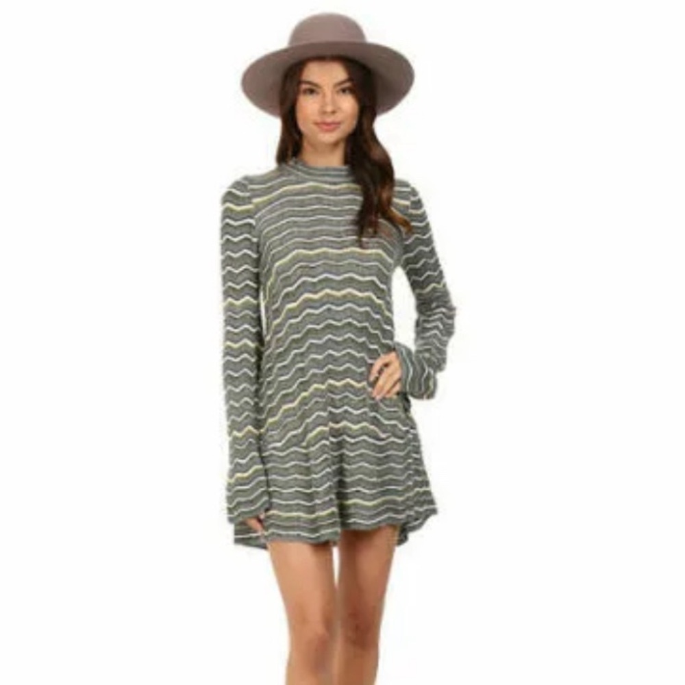 Free People ZigZag Chevron Knitted Multicolor Green Flare Sleeve Sweater Dress - Picture 9 of 10